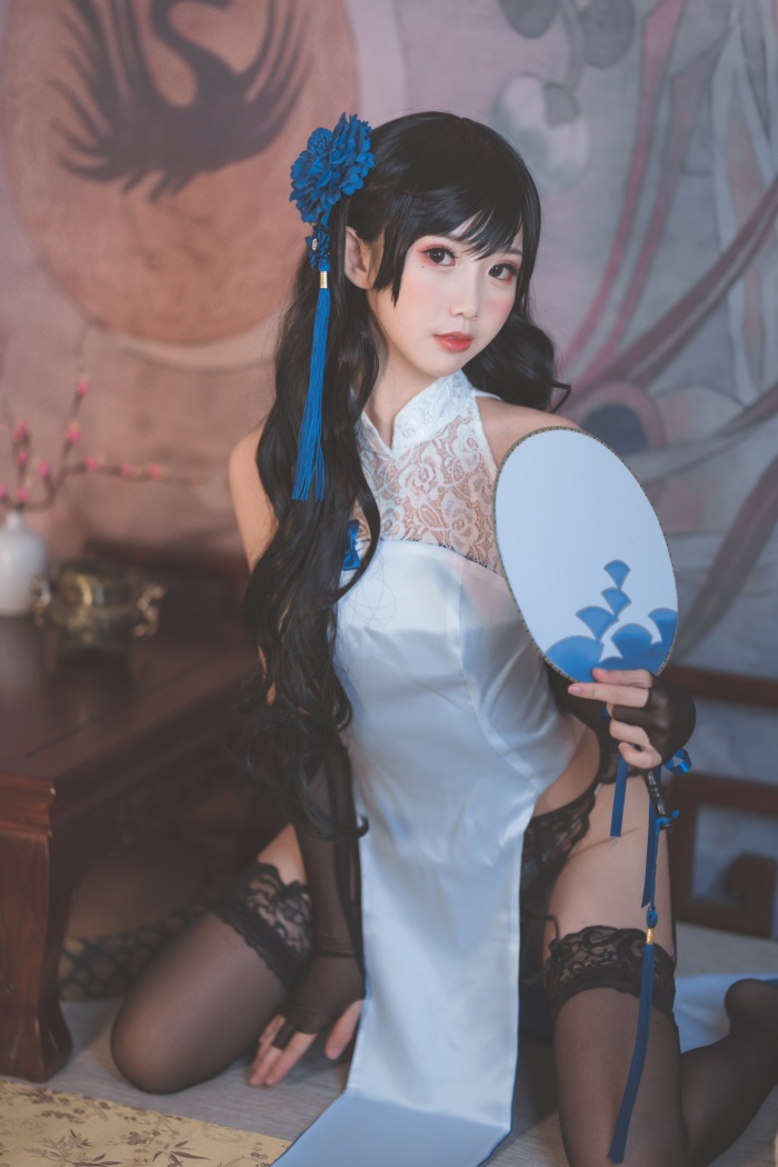 网红Coser@面饼仙儿 - 玉玲珑 [27P/340MB] 网红写真-第1张