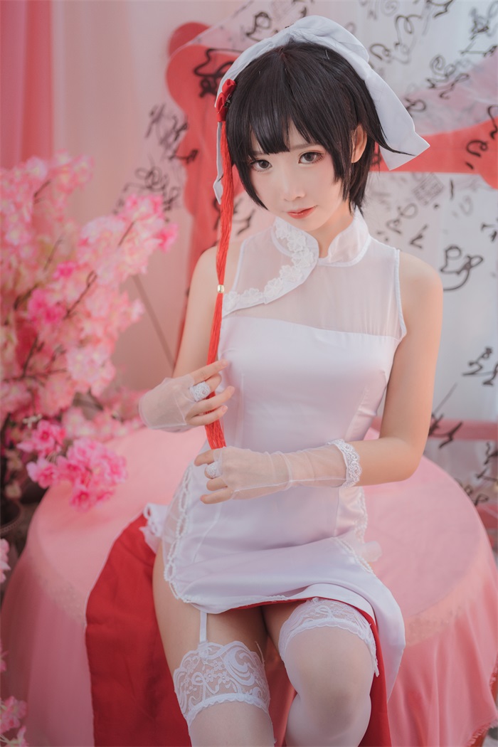 人气动漫Coser@面饼仙儿 旗袍高雄 [29P/217MB] 网红写真-第2张