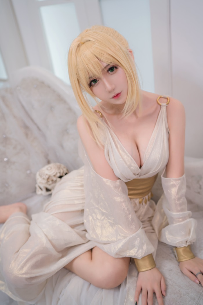 人气动漫Coser@腐团儿Ikaros 尼禄 [10P/94.4MB] 网红写真-第1张