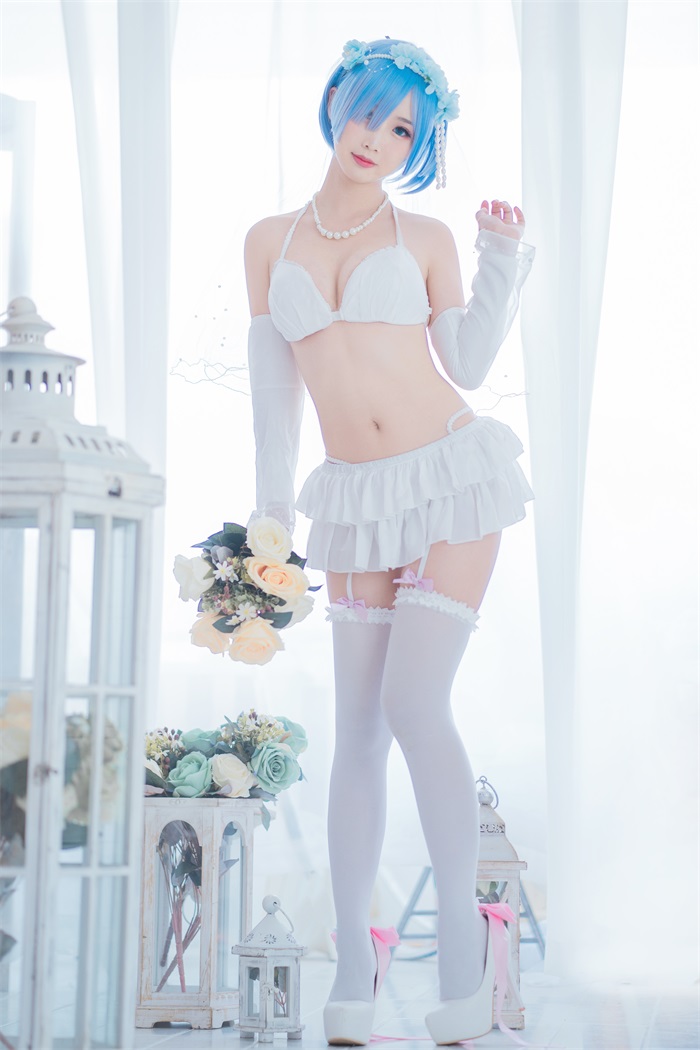 人气动漫Coser@面饼仙儿 – 花嫁蕾姆 [28P/186MB] 网红写真-第3张