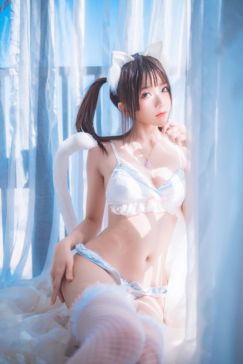 人气Coser@桜桃喵 一只恋爱 [44P/672MB] 网红写真-第1张