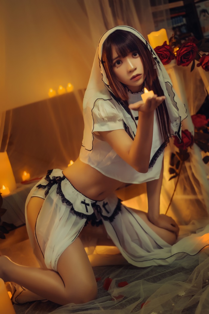 网红Coser@疯猫ss – 黄昏修女 [17P/142MB] 网红写真-第3张