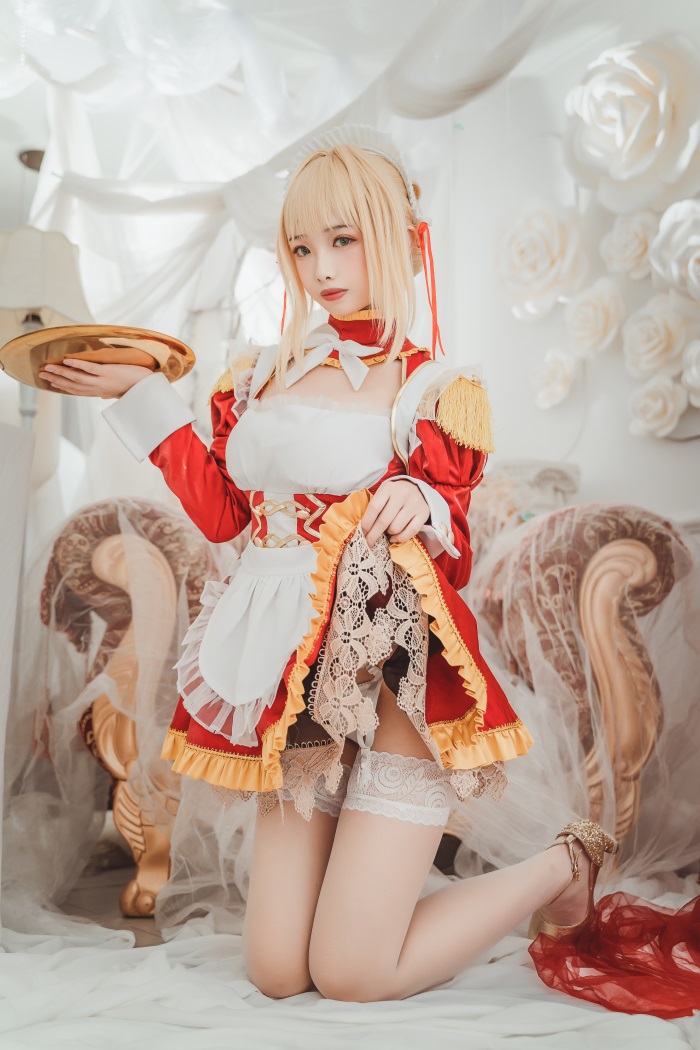 微博红人Coser@雯妹不讲道理 尼禄女仆 [20P/264MB] 网红写真-第1张