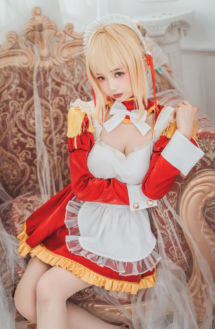 微博红人Coser@雯妹不讲道理 尼禄女仆 [20P/264MB] 网红写真-第3张