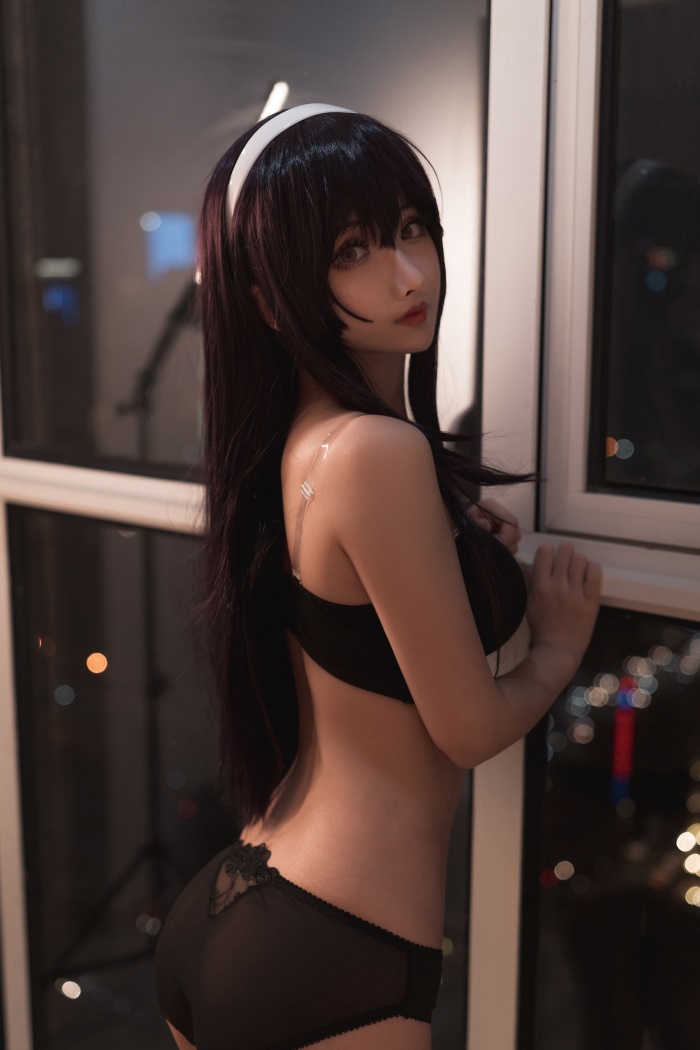 知名动漫Coser@rioko凉凉子 学姐 [40P/4V/628MB] 网红写真-第1张