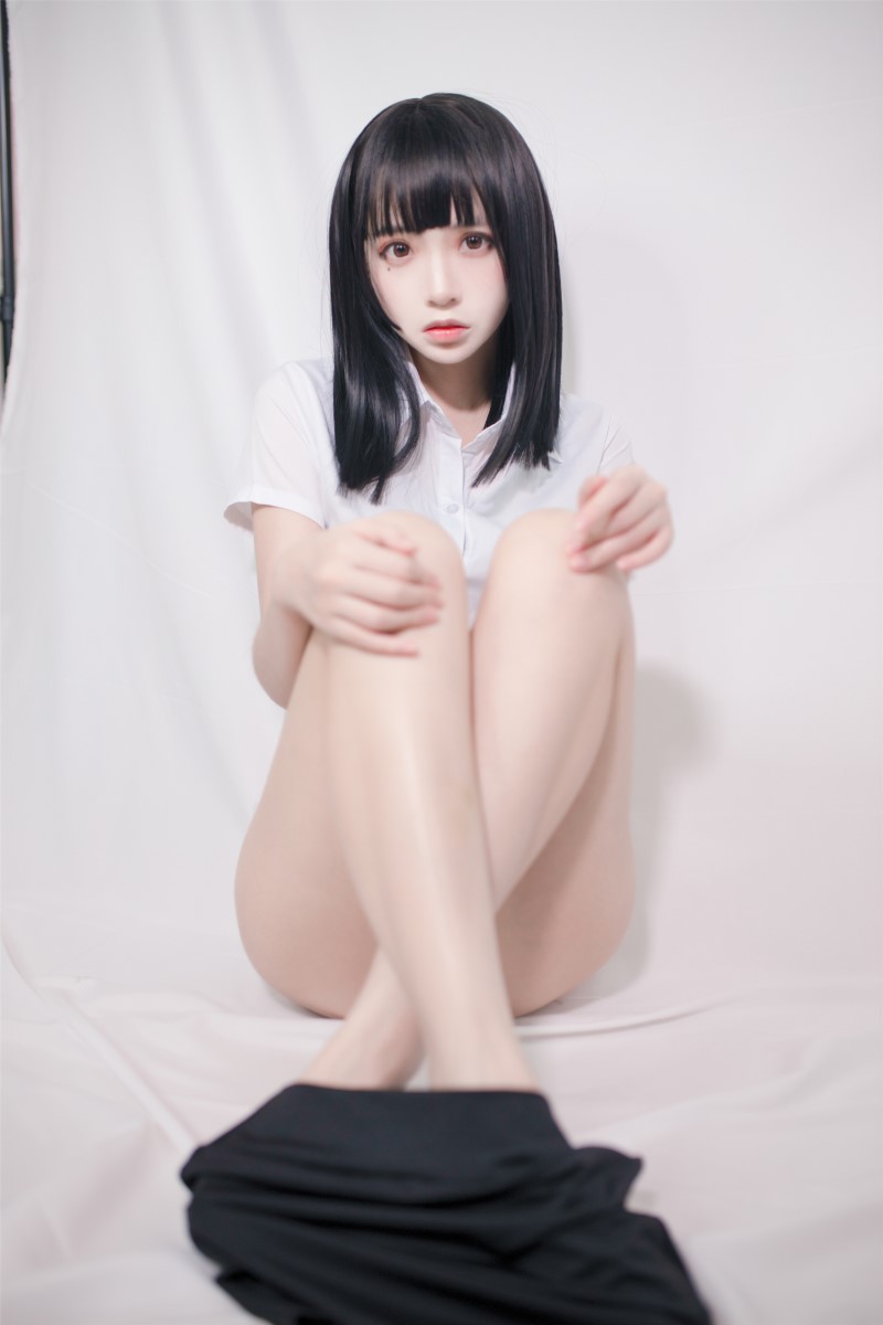 网红Coser@疯猫ss_OL制服 [40P/100MB] 网红写真-第3张