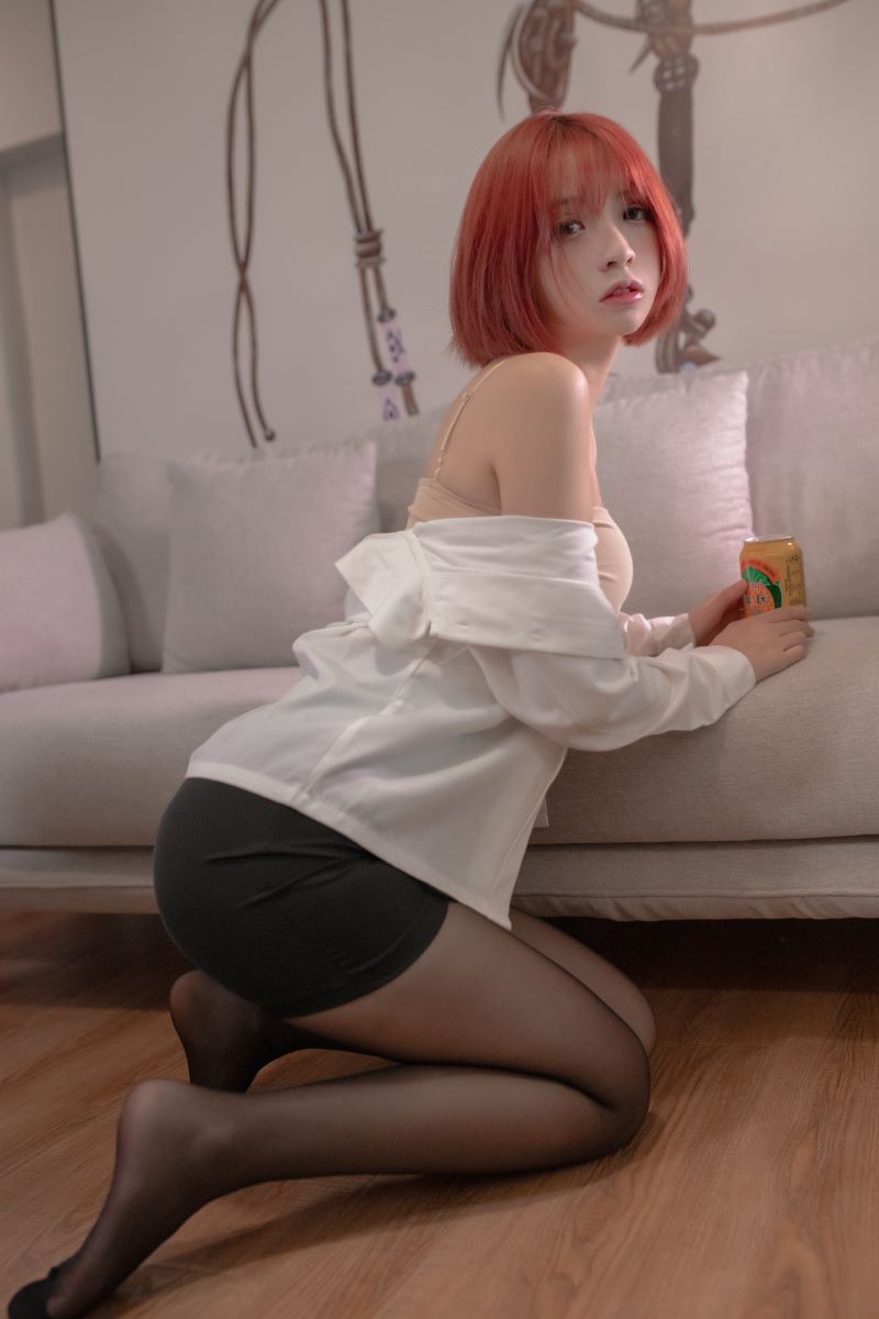 网红Coser@疯猫ss OL真爱本子 [125P/2.59G] 网红写真-第4张