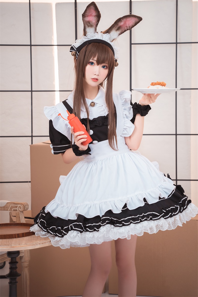 网红Coser@面饼仙儿 阿米驴女仆 [23P/209MB] 网红写真-第1张