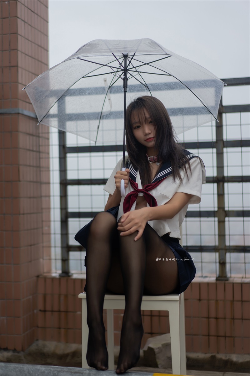 网红Coser@柒柒要乖哦 天台学姐 [80P/1V/926MB] 网红写真-第4张