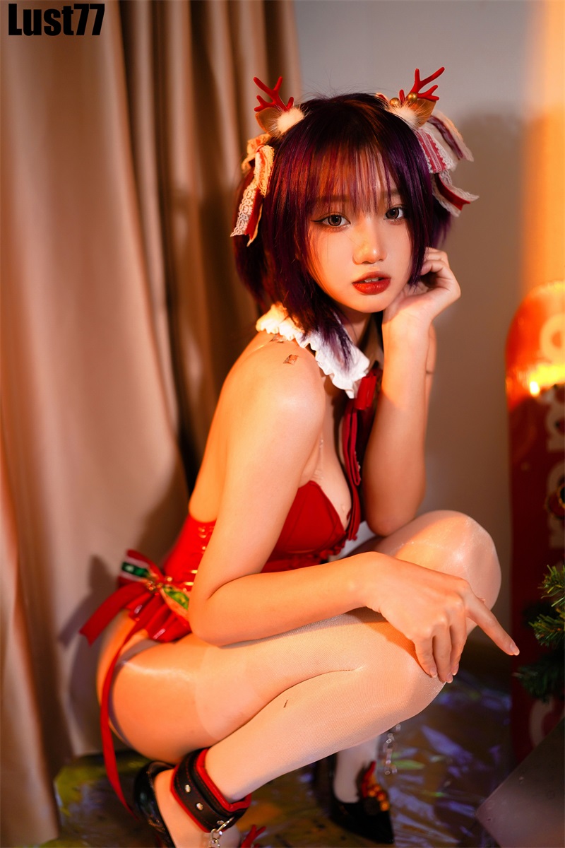 网红Coser@柒柒要乖哦 2021圣诞 [58P/2.11G] 网红写真-第4张