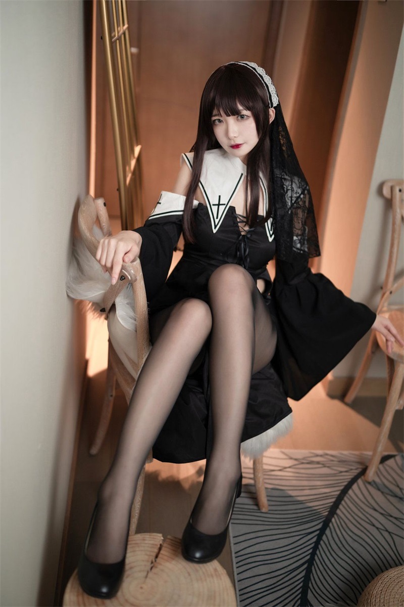 网红Coser@封疆疆v 黑色修女 [40P/512MB] 网红写真-第1张