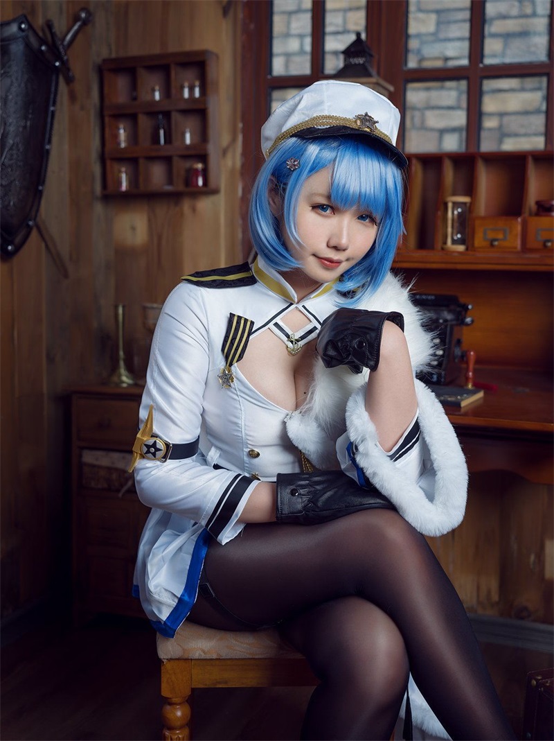 网红Coser@麻花麻花酱 恰巴 [33P/338MB] 网红写真-第1张