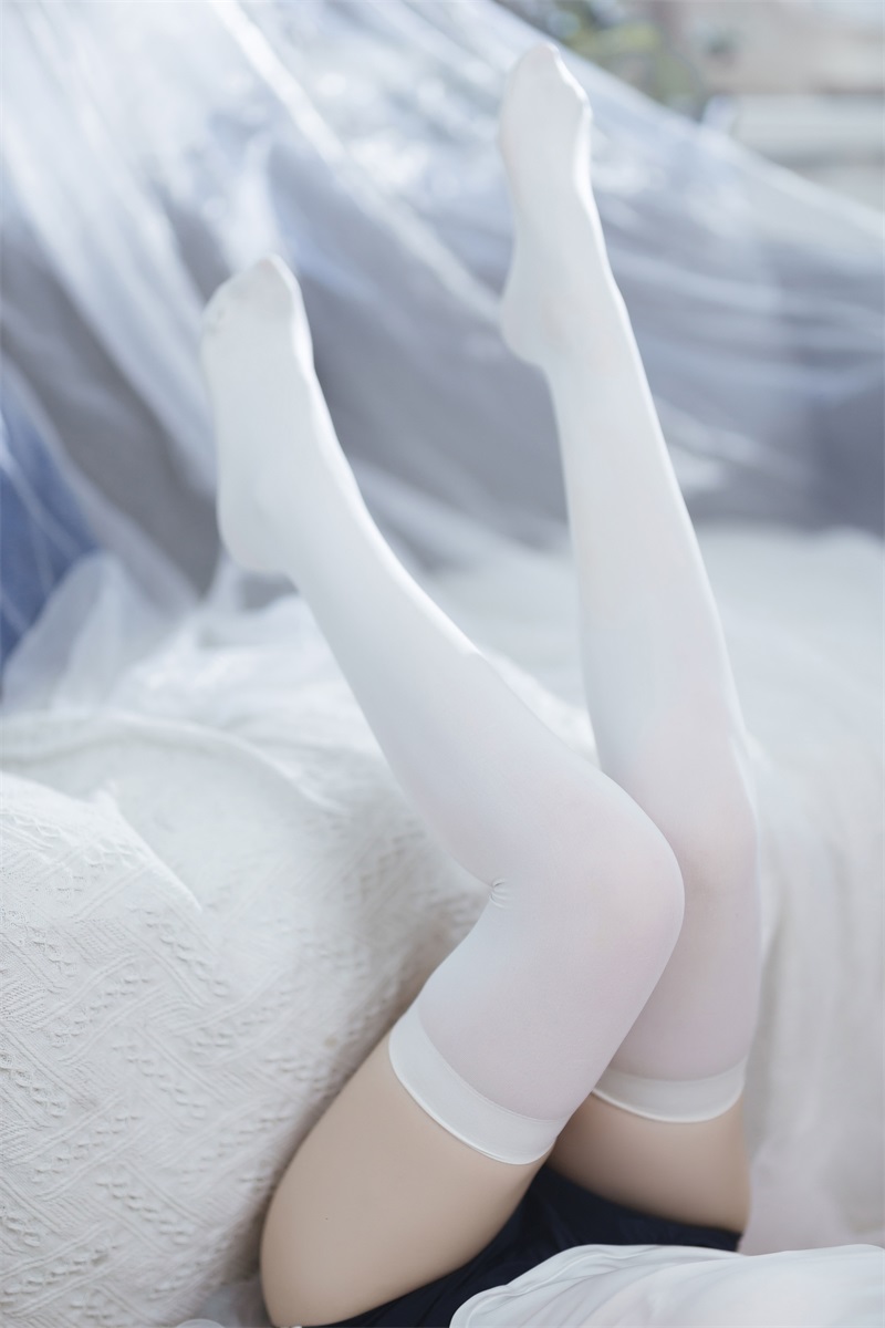 网红Coser@是三不是世w 束缚 [37P/527MB] 网红写真-第4张