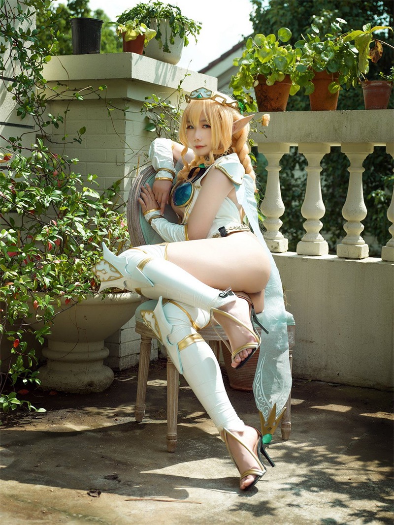 网红Coser@麻花麻花酱 精灵村 [31P/323MB] 网红写真-第2张