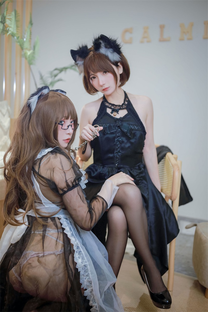 网红Coser@是三不是世w 奴仆 [39P/289MB] 网红写真-第1张