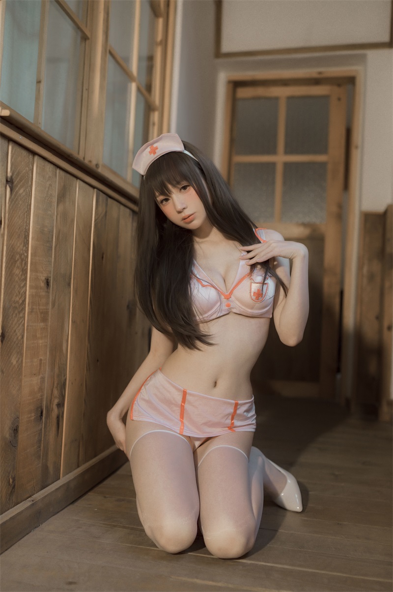 网红Coser@西园寺南歌 电车物语 [145P/10V/2.39G] 网红写真-第2张