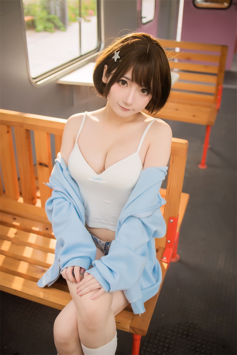 网红Coser@是三不是世w 日常妹妹 [31P/200MB] 网红写真-第1张