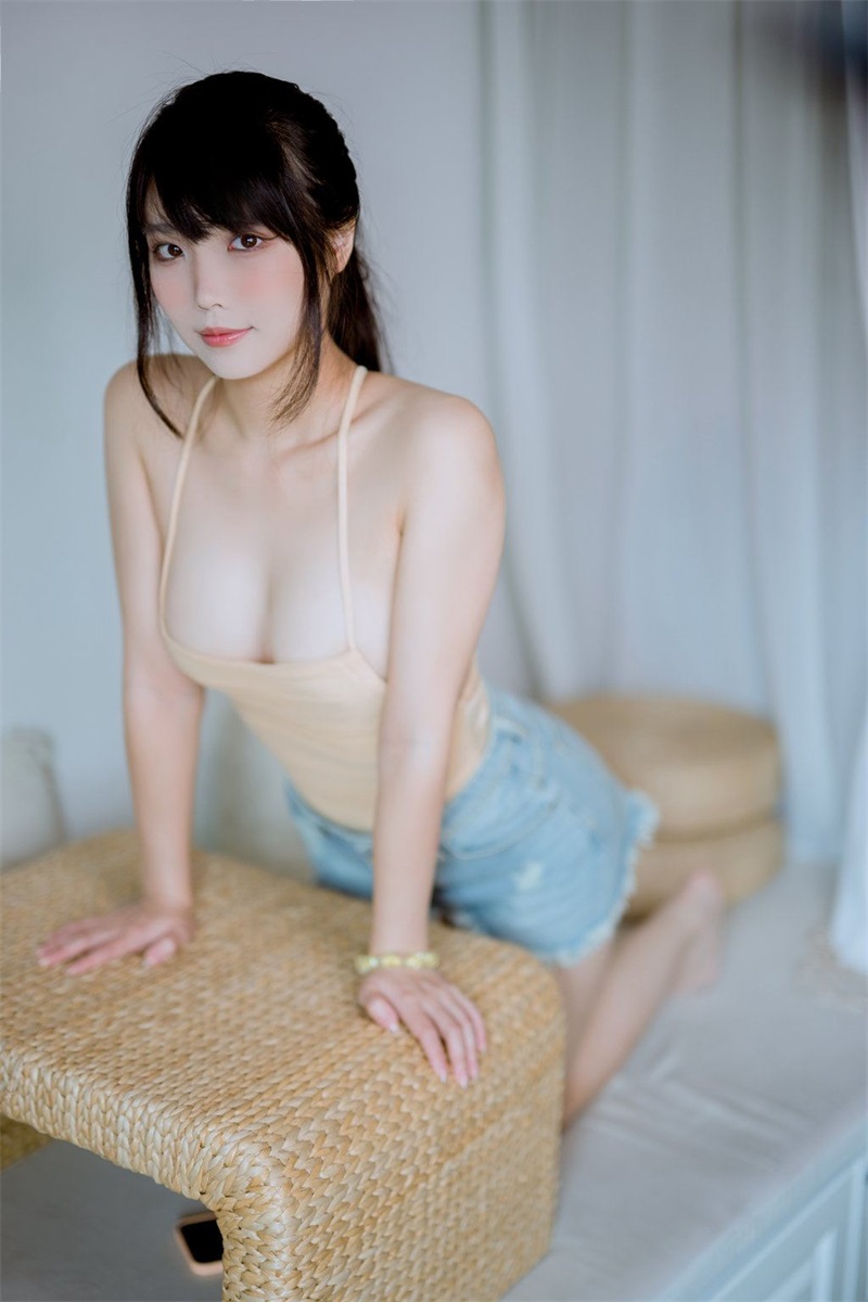 网红Coser@汪知子 观察柠檬 [41P/316MB] 网红写真-第1张