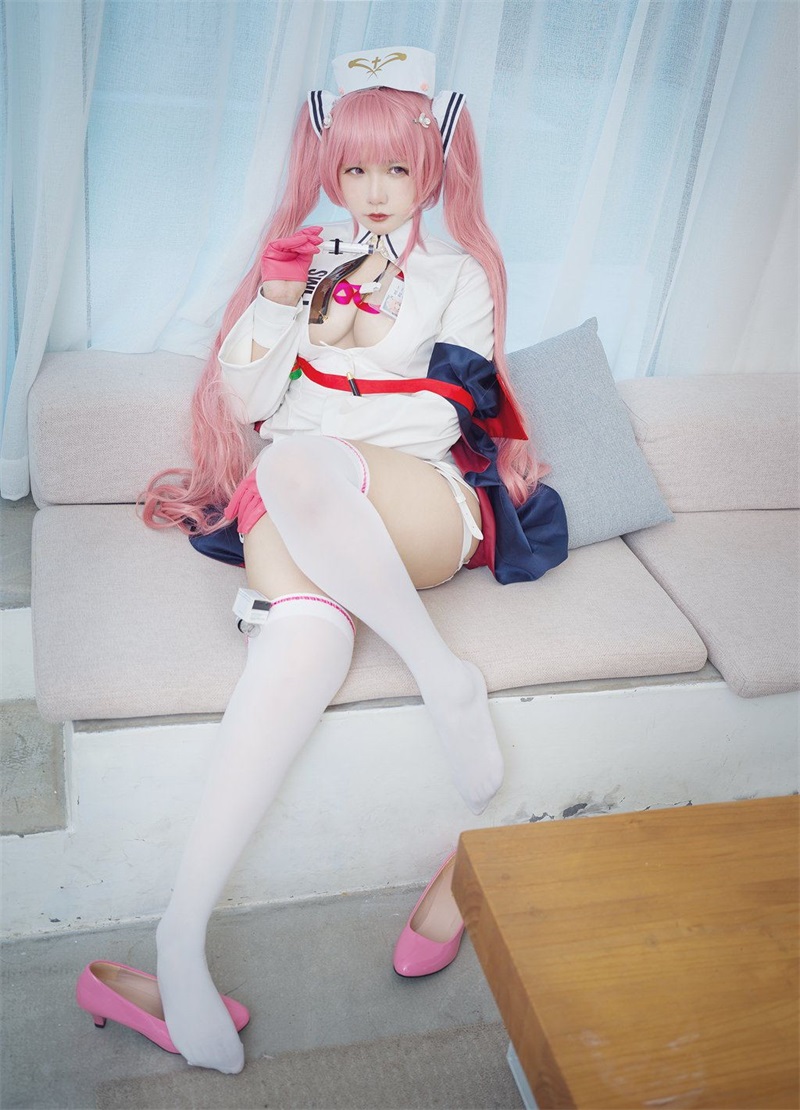 网红Coser@麻花麻花酱 英仙座 [35P/575MB] 网红写真-第1张