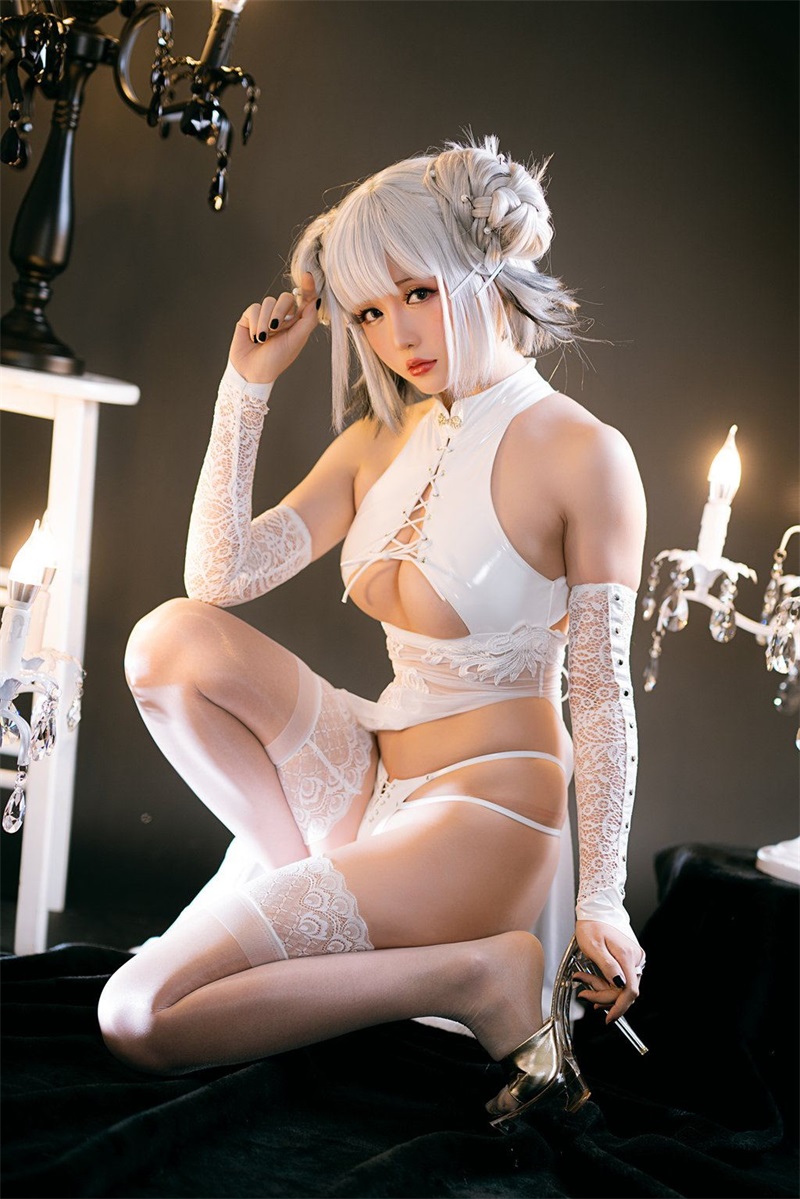 网红Coser@星之迟迟 白狗沟 旗袍[90P/1.98GB] 网红写真-第1张