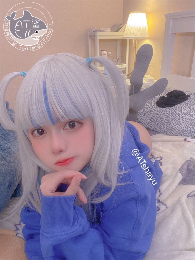 网红Coser@AT鲨 蓝色上衣 [25P/23MB] 网红写真-第2张