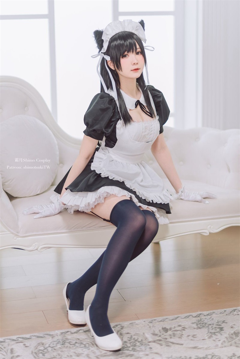 网红Coser@霜月shimo 爱宕女仆 [16P/174MB] 网红写真-第1张