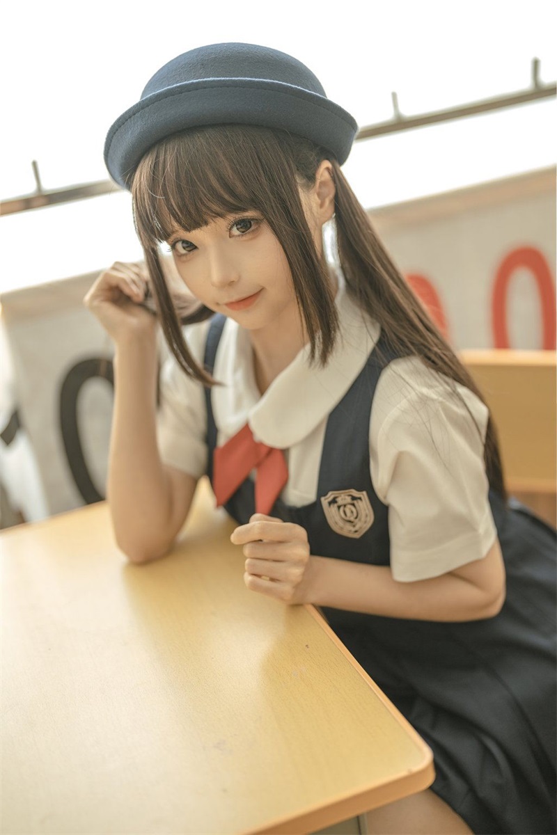 网红Coser@蠢沫沫 小学妹 [30P/338MB] 网红写真-第1张