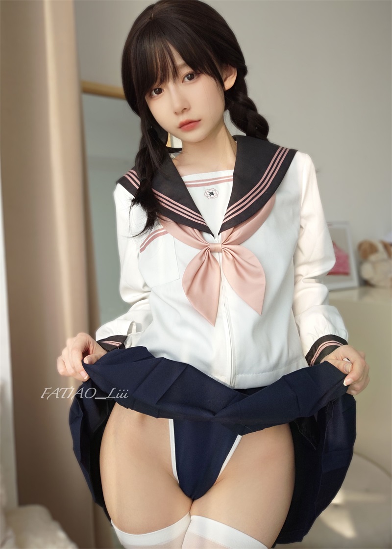 网红Coser@迷之呆梨 2022年12月合集 [173P/430MB] 网红写真-第1张