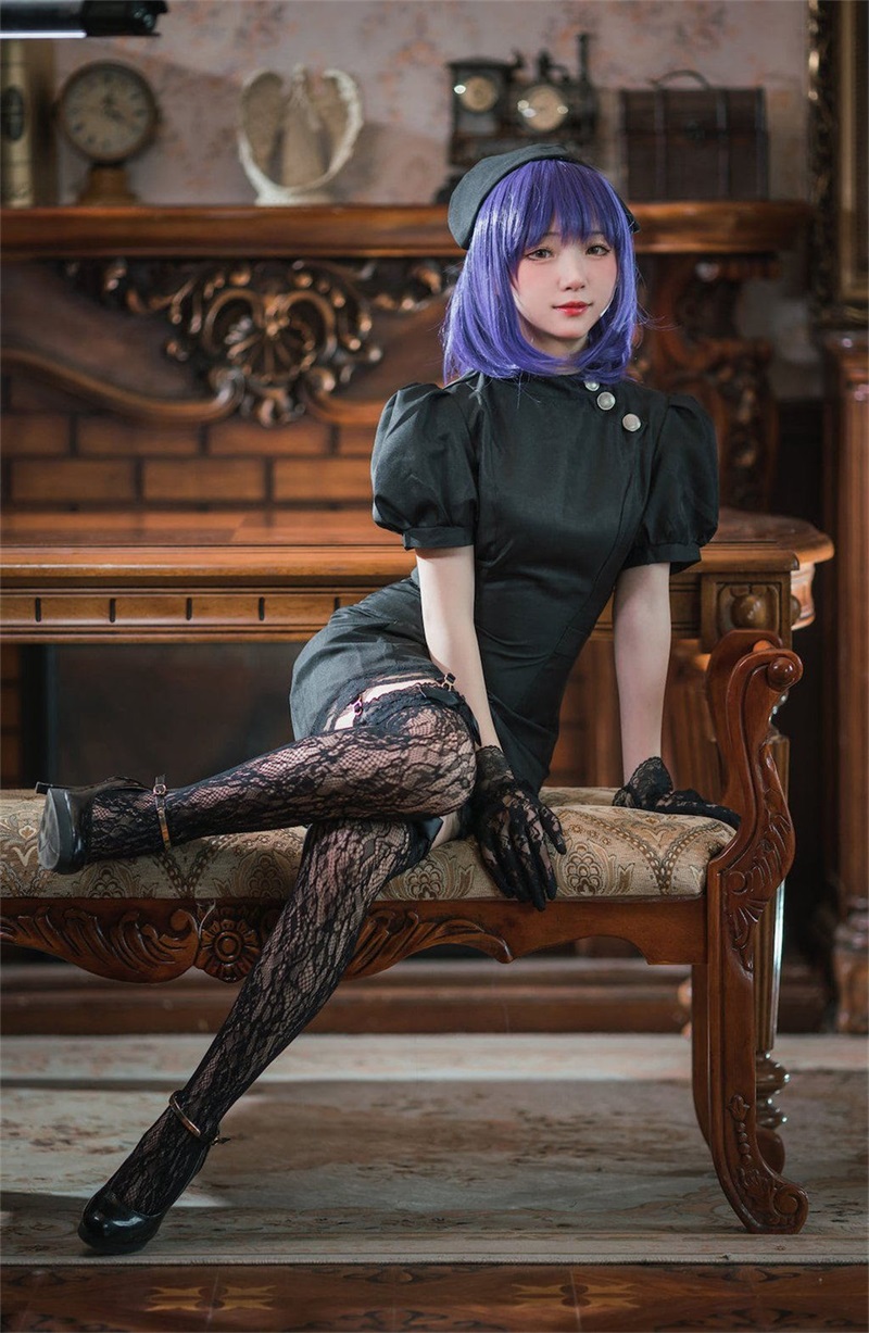 网红Coser@花铃 黑江雫护士 [35P/298MB] 网红写真-第4张