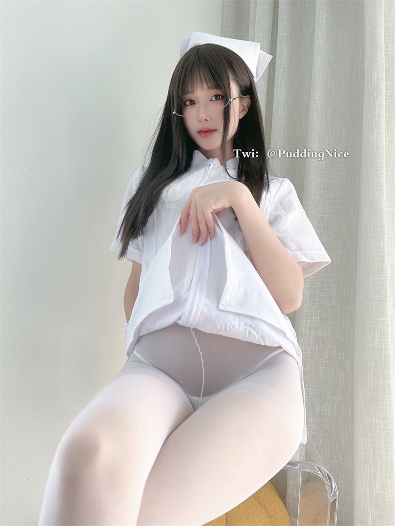 网紅Coser@014 布丁大法 – 椰蓉奶糕[54P1V-274MB] 网红写真-第1张