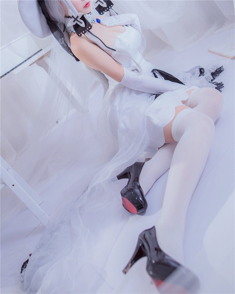 网紅Coser@019 猫九酱 光辉 [38P-28MB] 网红写真-第1张