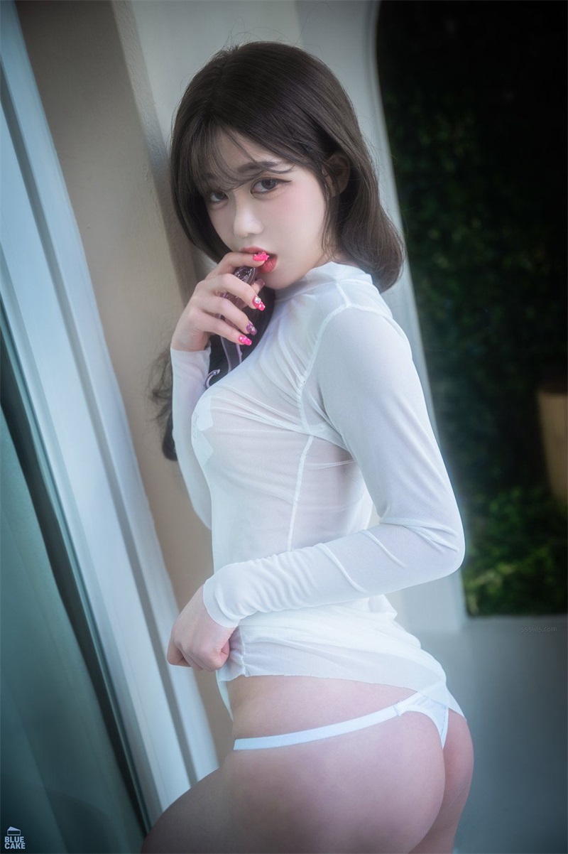 韩国摄影[BLUECAKE] NO.095.Jung Eun Dazzling No.2 (Full)[57P-1.27G] 其它写真-第1张