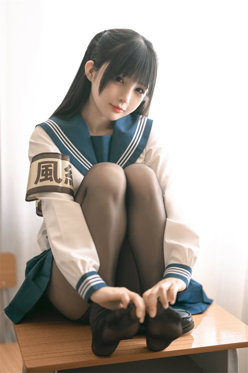 网紅Coser@桜井宁宁 NO.050 风纪少女 [111P-3.33GB] 网红写真-第1张