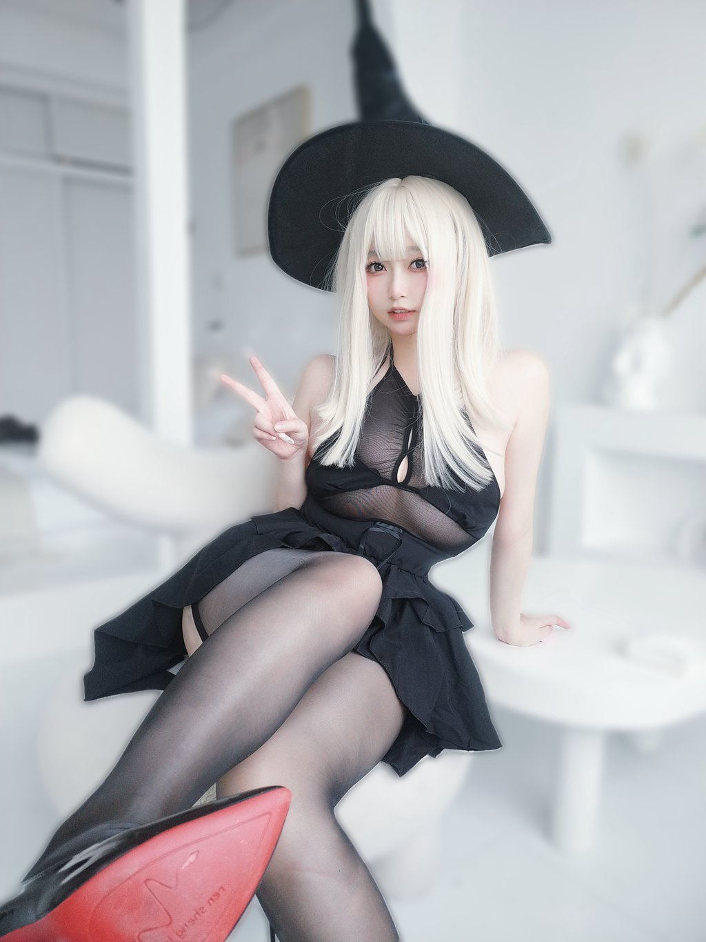 人气Coser@女主K 04.女主K 女巫[20P+1V-115.7M] 网红写真-第1张