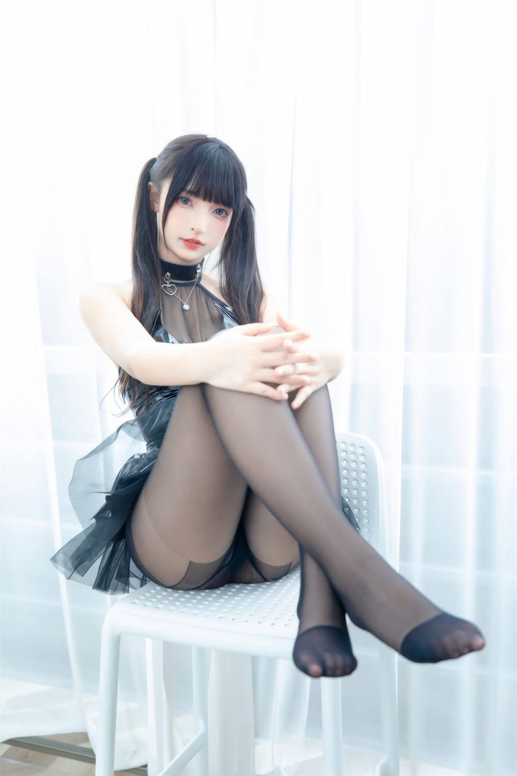 网紅Coser@神楽板真冬 – 裤袜小恶魔[75P/648MB] 网红写真-第1张