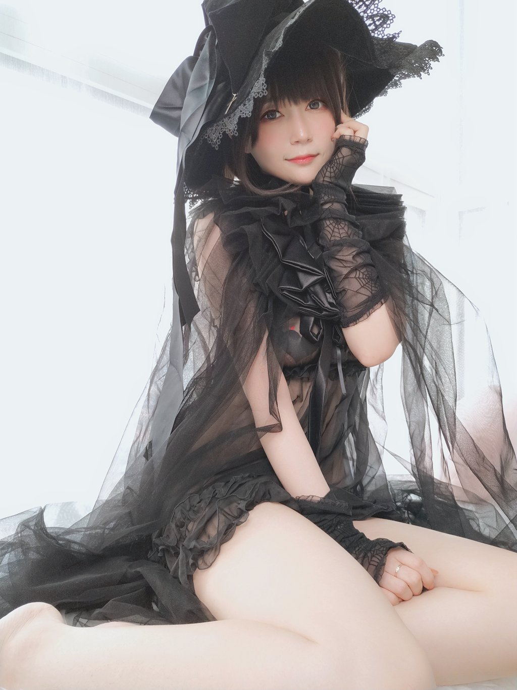 人气动漫Coser@白银81_ 见习魔女 [132P1V916MB] 网红写真-第4张