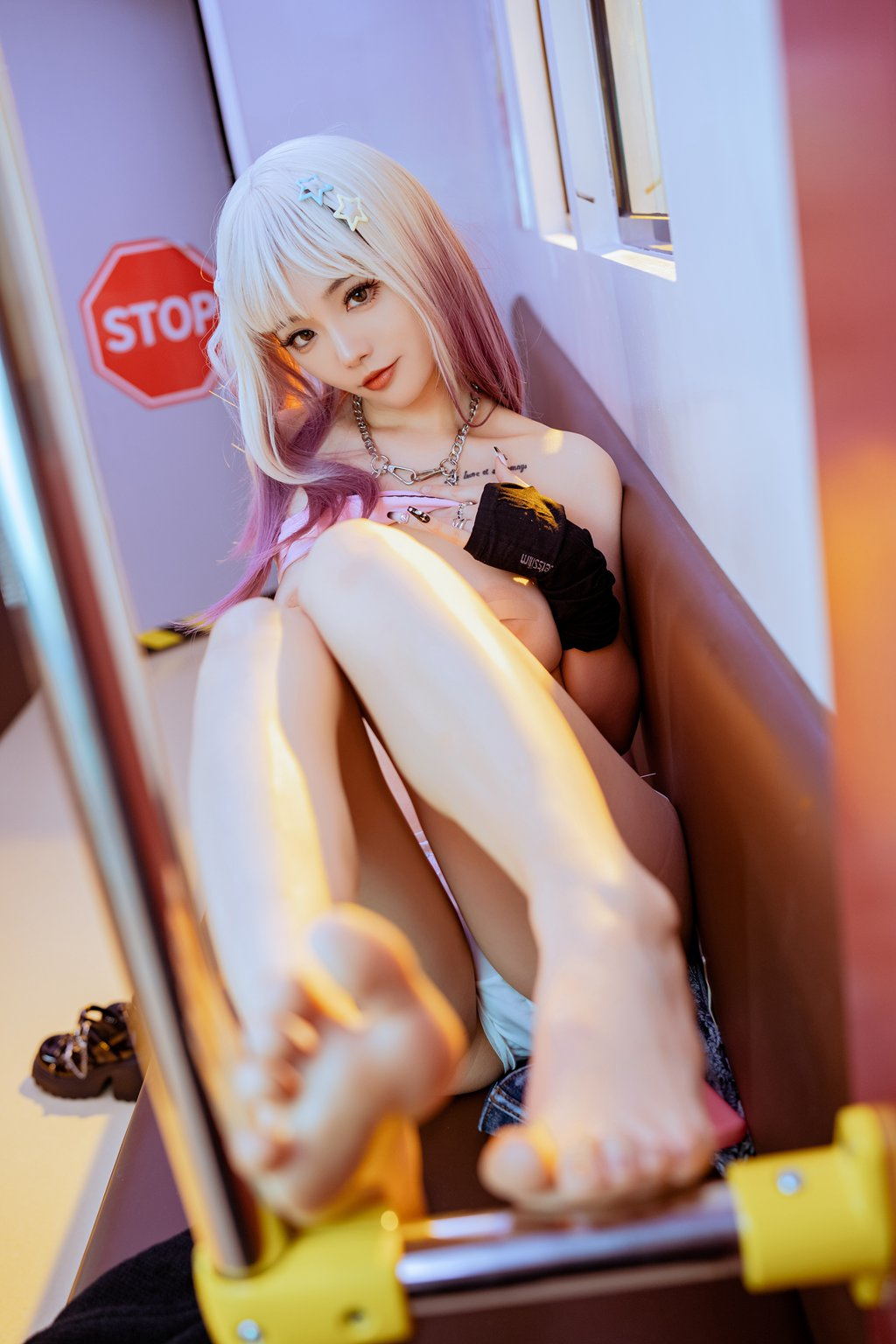 人气Coser@桃良阿宅 地铁 [48P/279MB] 网红写真-第1张