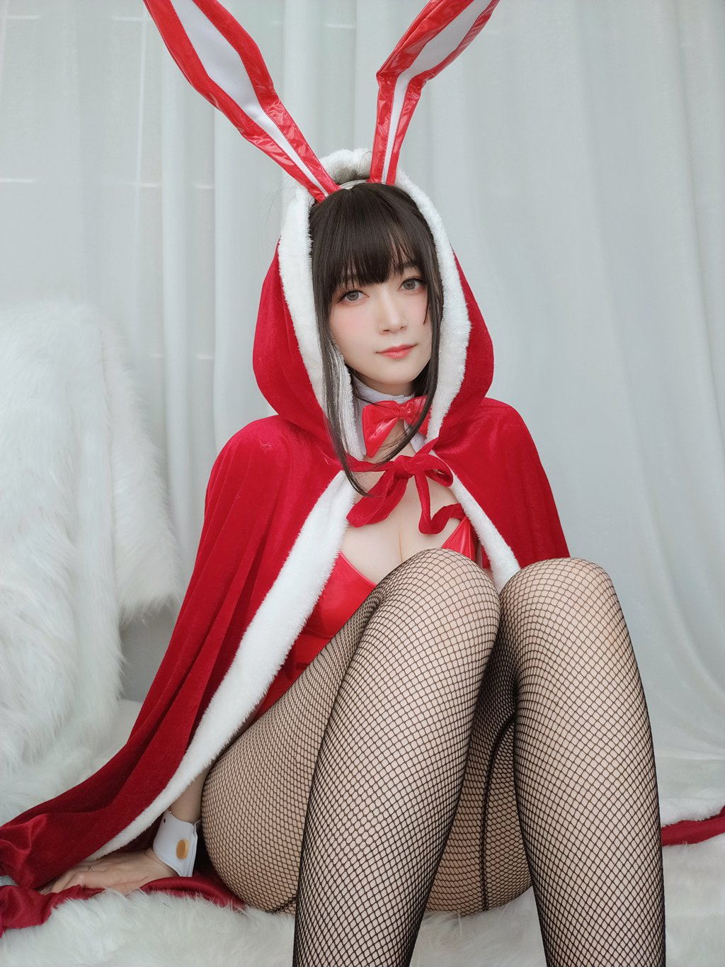 人气动漫Coser@白银81_ 圣诞兔女郎 [103P/6V/616MB] 网红写真-第3张