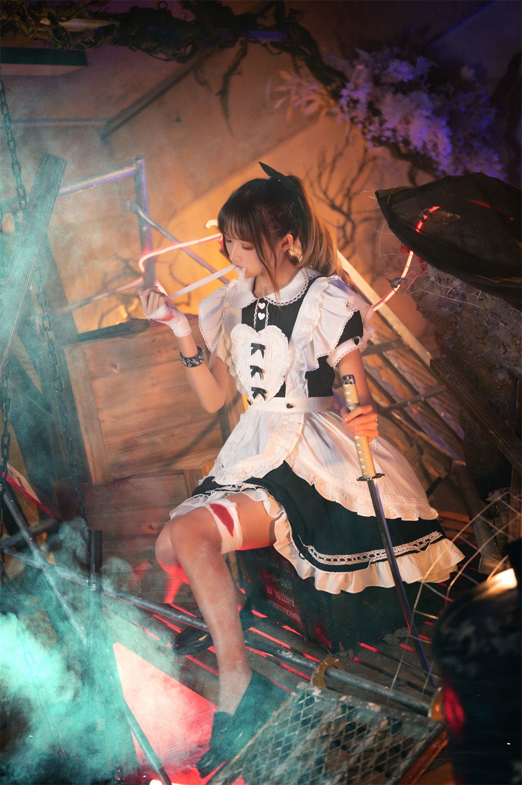 人气Coser@兔子Zzz不吃胡萝卜 战斗女仆 [23P/256MB] 网红写真-第4张