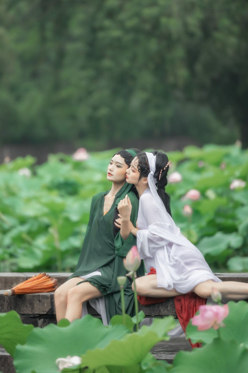 人气Coser@兔子Zzz不吃胡萝卜 &Conkon控控 白蛇传奇 [24P/133MB] 网红写真-第1张