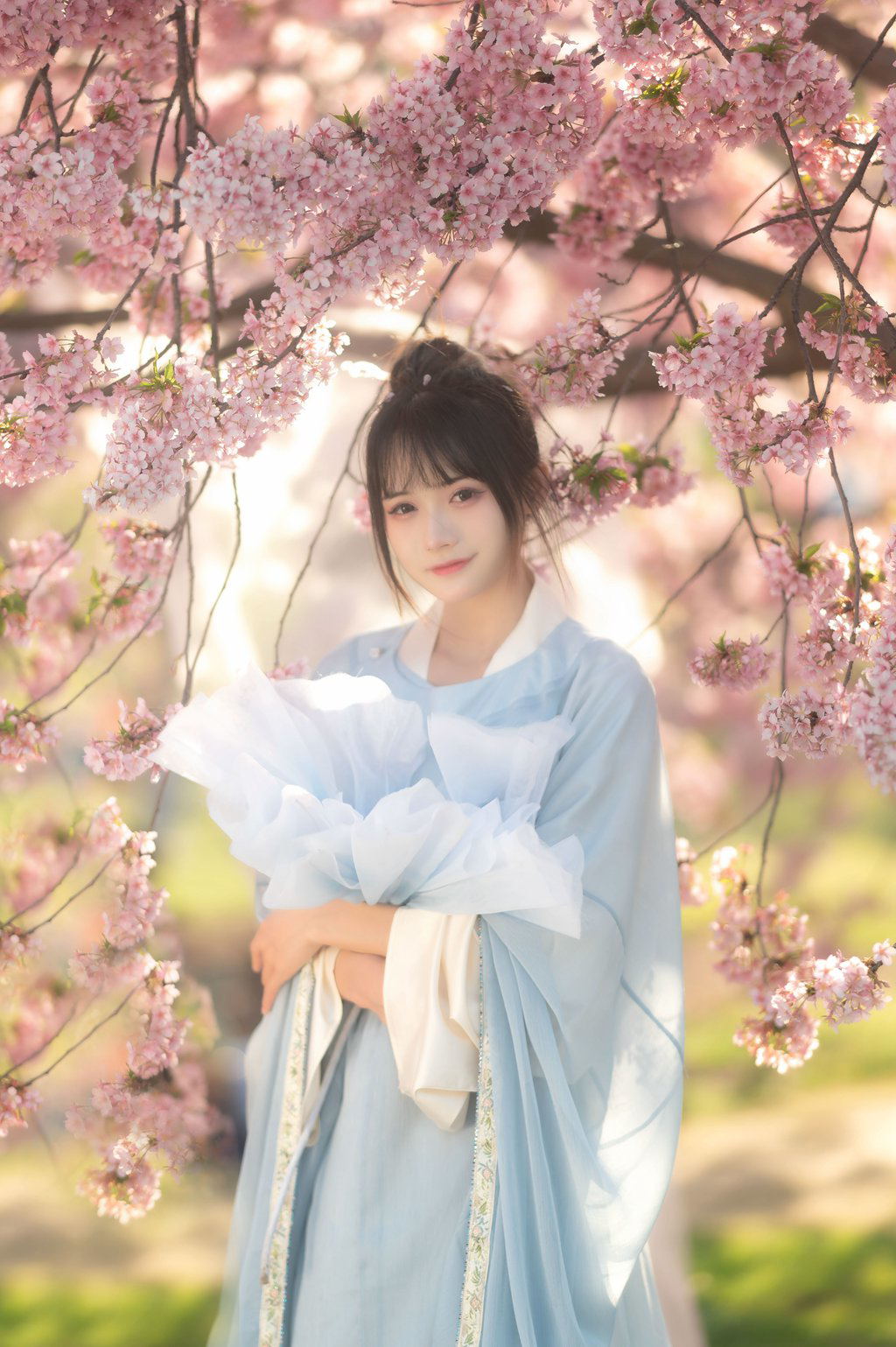 人气Coser@兔子Zzz不吃胡萝卜 花满衣[29P/108MB] 网红写真-第3张